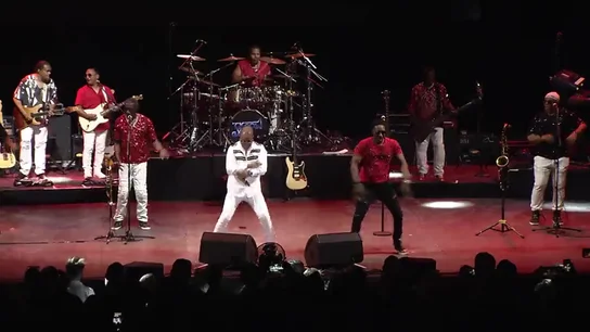 'Kool and the gang' en el escenario de Starlite Marbella. 'Kool and the gang' en el escenario de Starlite Marbella.