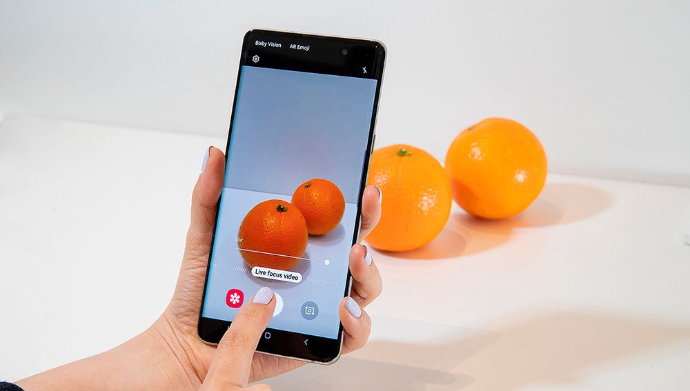 El cuarto sensor del Samsung Galaxy S10 5G en acción