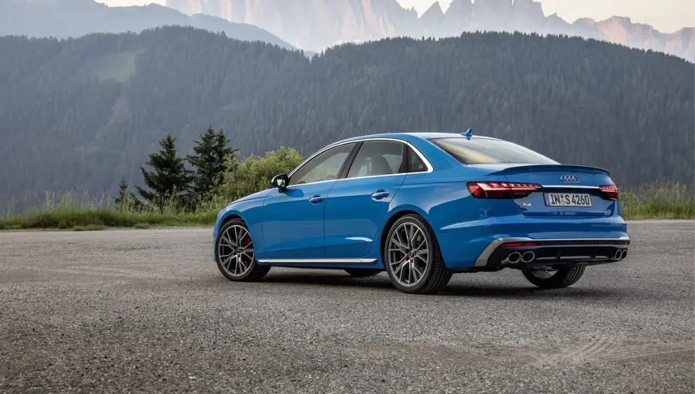 Audi S4