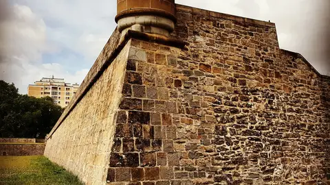 Muralla y ciudadela Muralla y ciudadela