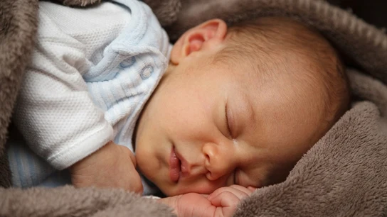 Bebé dormido Bebé dormido.