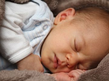 Bebé dormido Bebé dormido