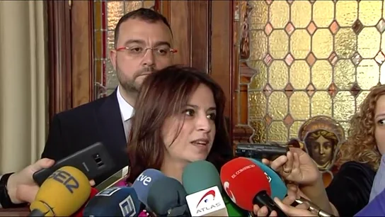 Adriana Lastra (PSOE): "El objetivo es que la semana que viene haya un Gobierno a pleno rendimiento" Adriana Lastra (PSOE): "El objetivo es que la semana que viene haya un Gobierno a pleno rendimiento"