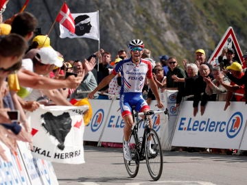 Thibaut Pinot gana la etapa en el Tourmalet Thibaut Pinot gana la etapa en el Tourmalet