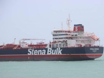 El petrolero británico Stena Impero El petrolero británico Stena Impero