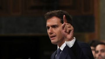 Albert Rivera en su intervención en el debate de investidura de Sánchez