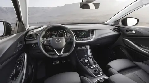Opel GrandLand Hybrid4 Opel GrandLand Hybrid4