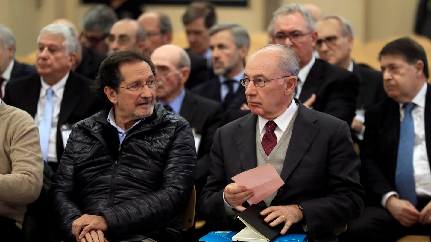 El expresidente de Bankia Rodrigo Rato junto al exconsejero de Caja Madrid José Antonio Moral Santín. El expresidente de Bankia Rodrigo Rato junto al exconsejero de Caja Madrid José Antonio Moral Santín.