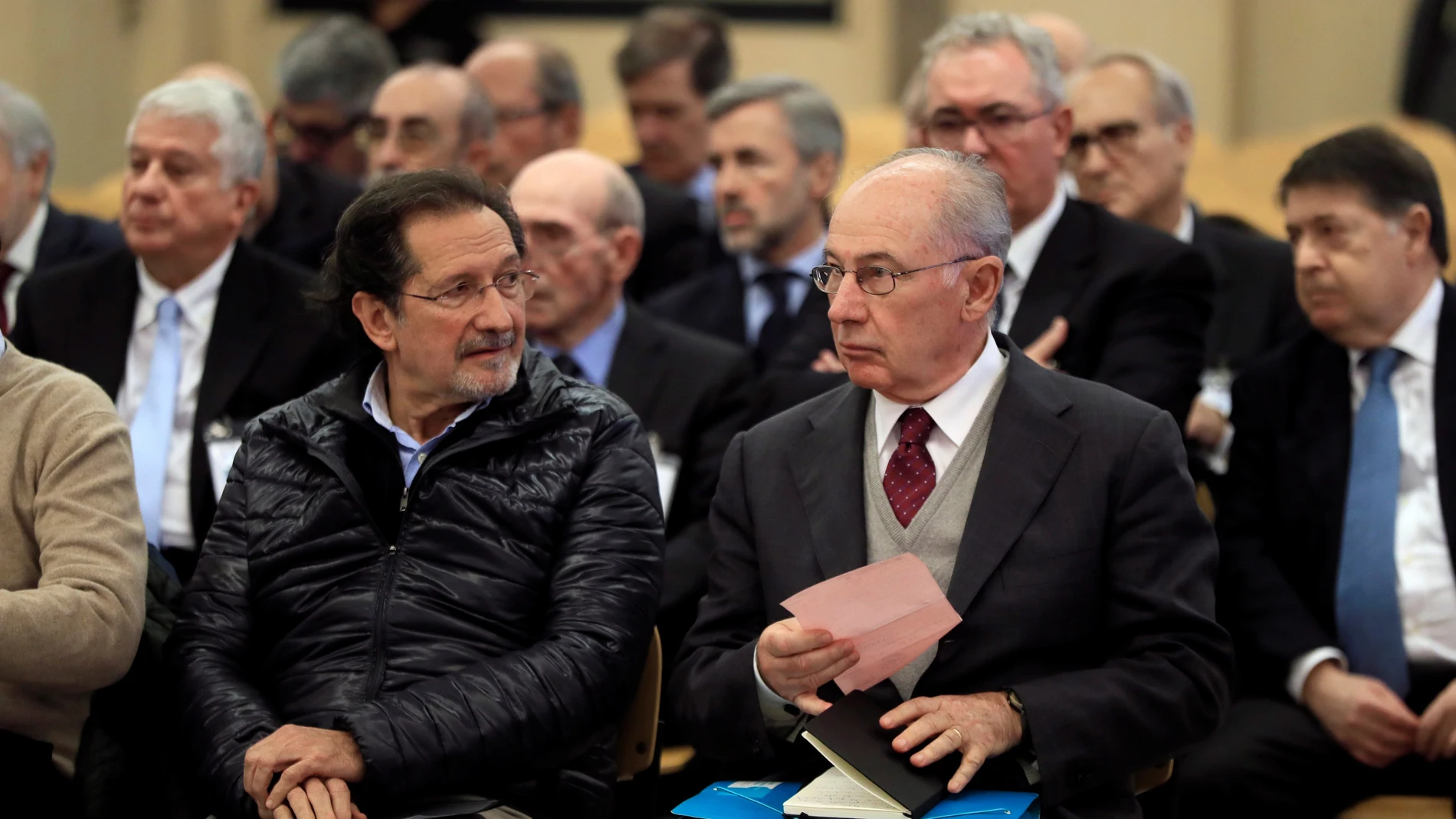 El expresidente de Bankia Rodrigo Rato junto al exconsejero de Caja Madrid José Antonio Moral Santín. 