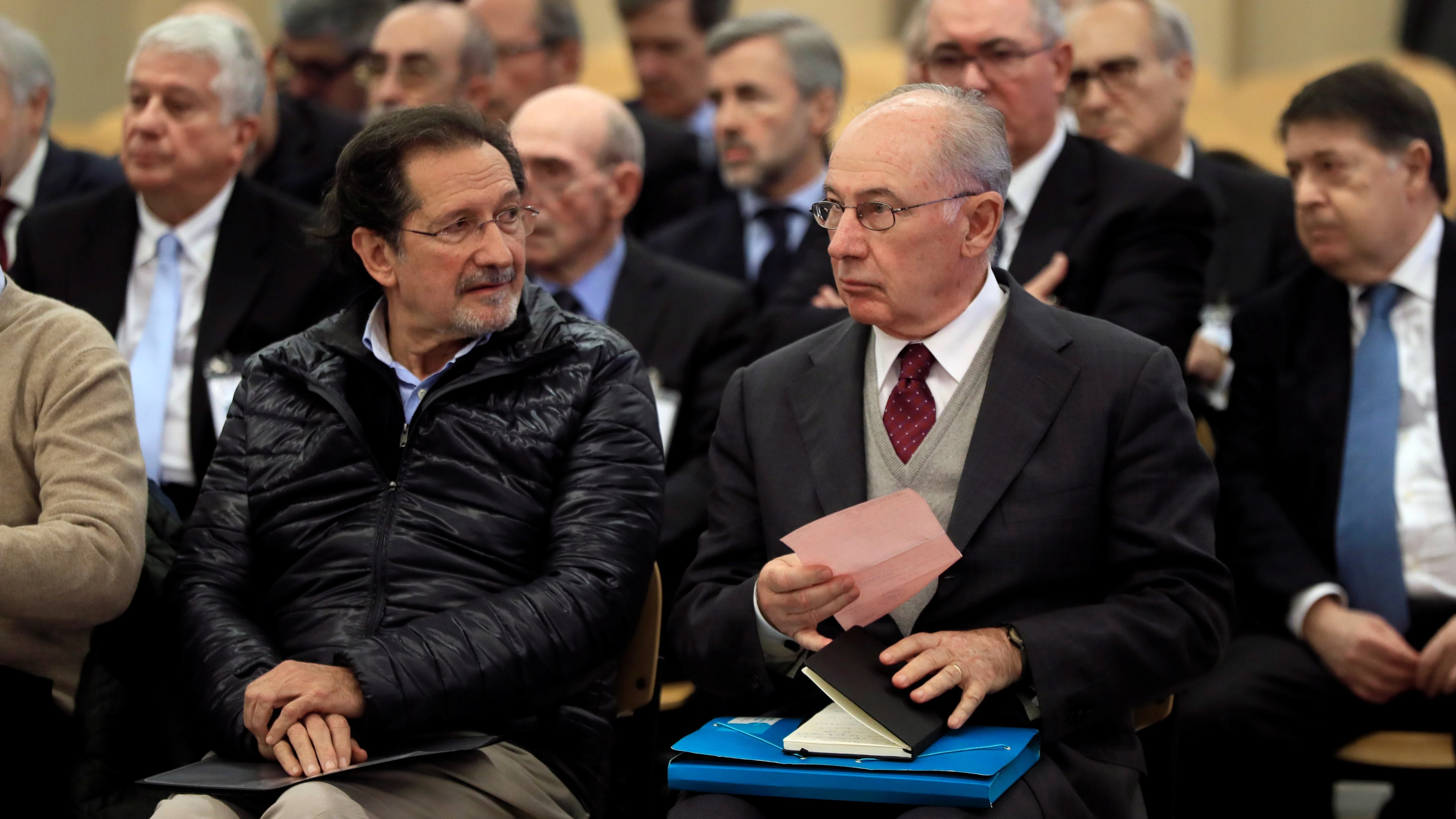 El expresidente de Bankia Rodrigo Rato junto al exconsejero de Caja Madrid José Antonio Moral Santín. 