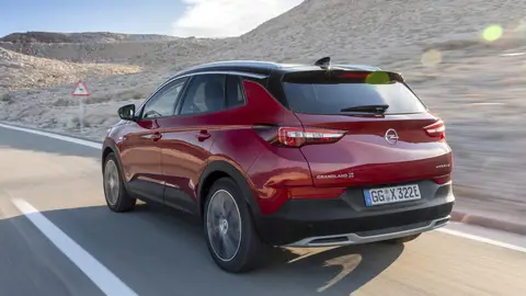 Opel GrandLand Hybrid4 Opel GrandLand Hybrid4