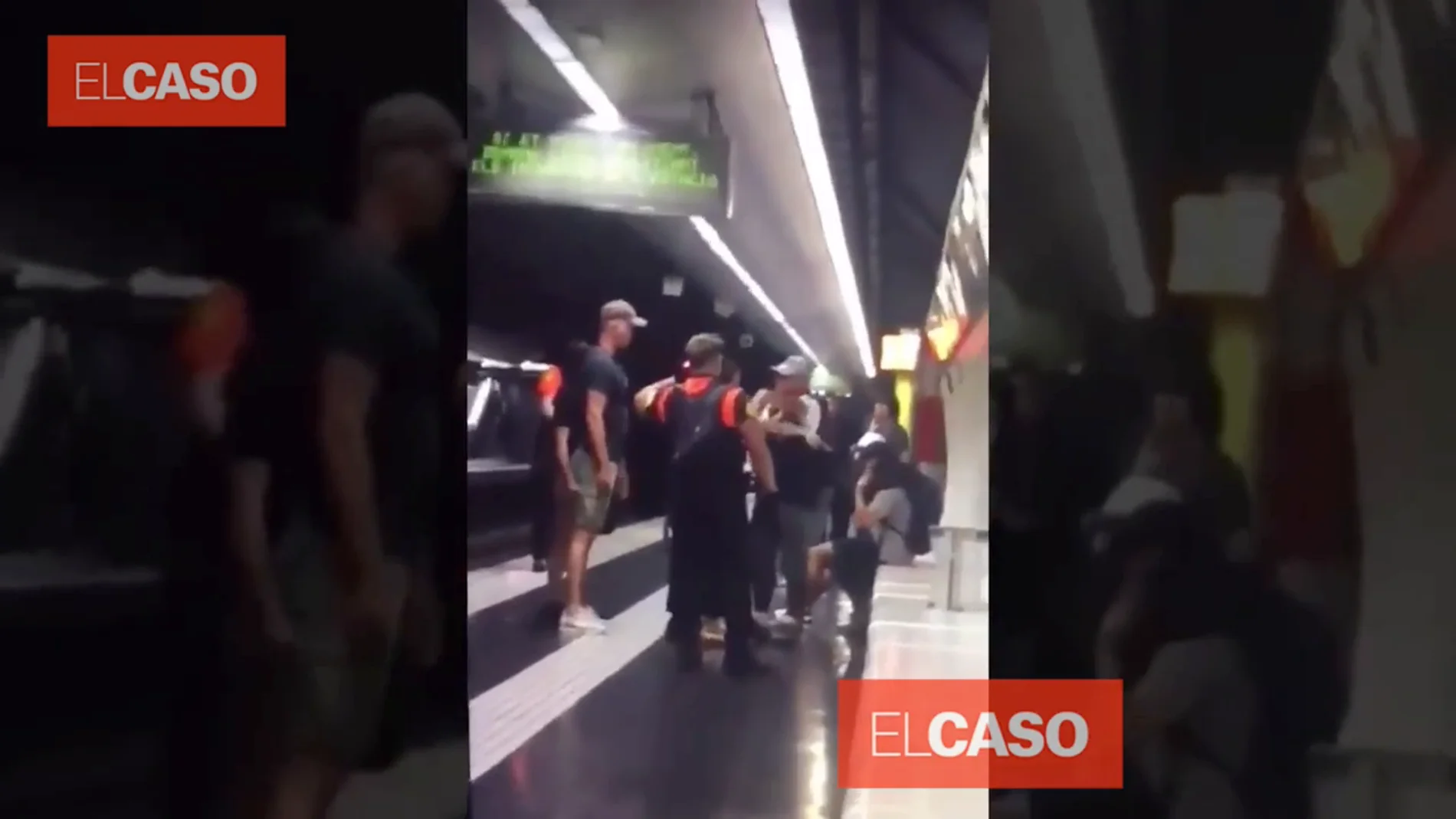 La peligrosa huida de dos carteristas en el metro de Barcelona