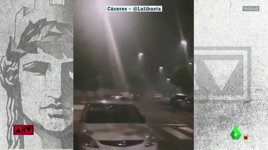 España sufre los primeros percances del incendio de Portugal: el humo y olor a quemado llega a Extremadura España sufre los primeros percances del incendio de Portugal: el humo y olor a quemado llega a Extremadura