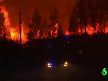Lucha sin descanso contra el incendio en Portugal: el 90% de llamas están controladas pero el viento complica su extinción Lucha sin descanso contra el incendio en Portugal: el 90% de llamas están controladas pero el viento complica su extinción
