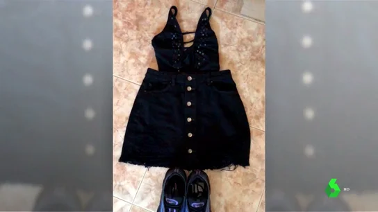 Habla la joven expulsada de un vuelo por llevar un body: "Me dijeron: 'Así no vuelas, ve y cómprate algo'" Habla la joven expulsada de un vuelo por llevar un body: "Me dijeron: 'Así no vuelas, ve y cómprate algo'"