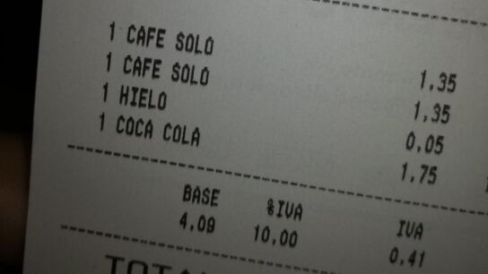 El ticket que acompa&ntilde;a al tuit