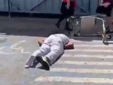 Brutal paliza al guardaespaldas del rapero Future Hendrix en el aeropuerto de Ibiza Brutal paliza al guardaespaldas del rapero Future Hendrix en el aeropuerto de Ibiza