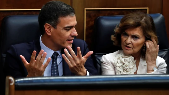 Pedro Sánchez acompañado de la vicepresidenta del gobierno, Carmen Calvo Pedro Sánchez acompañado de la vicepresidenta del gobierno, Carmen Calvo