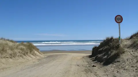 Ninety Mile Beach Ninety Mile Beach