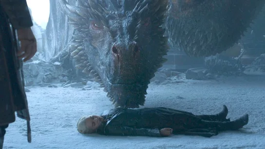 Daenerys Targaryen después de morir. Daenerys Targaryen después de morir.