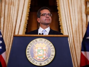 El abogado Pedro Pierluisi, se dirige a los medios tras ser juramentado como Gobernador de Puerto Rico El abogado Pedro Pierluisi, se dirige a los medios tras ser juramentado como Gobernador de Puerto Rico