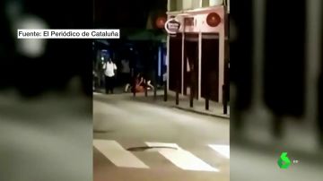 Brutal paliza a un hombre para robarle el patinete eléctrico en L'Hospitalet de Llobregat, Barcelona