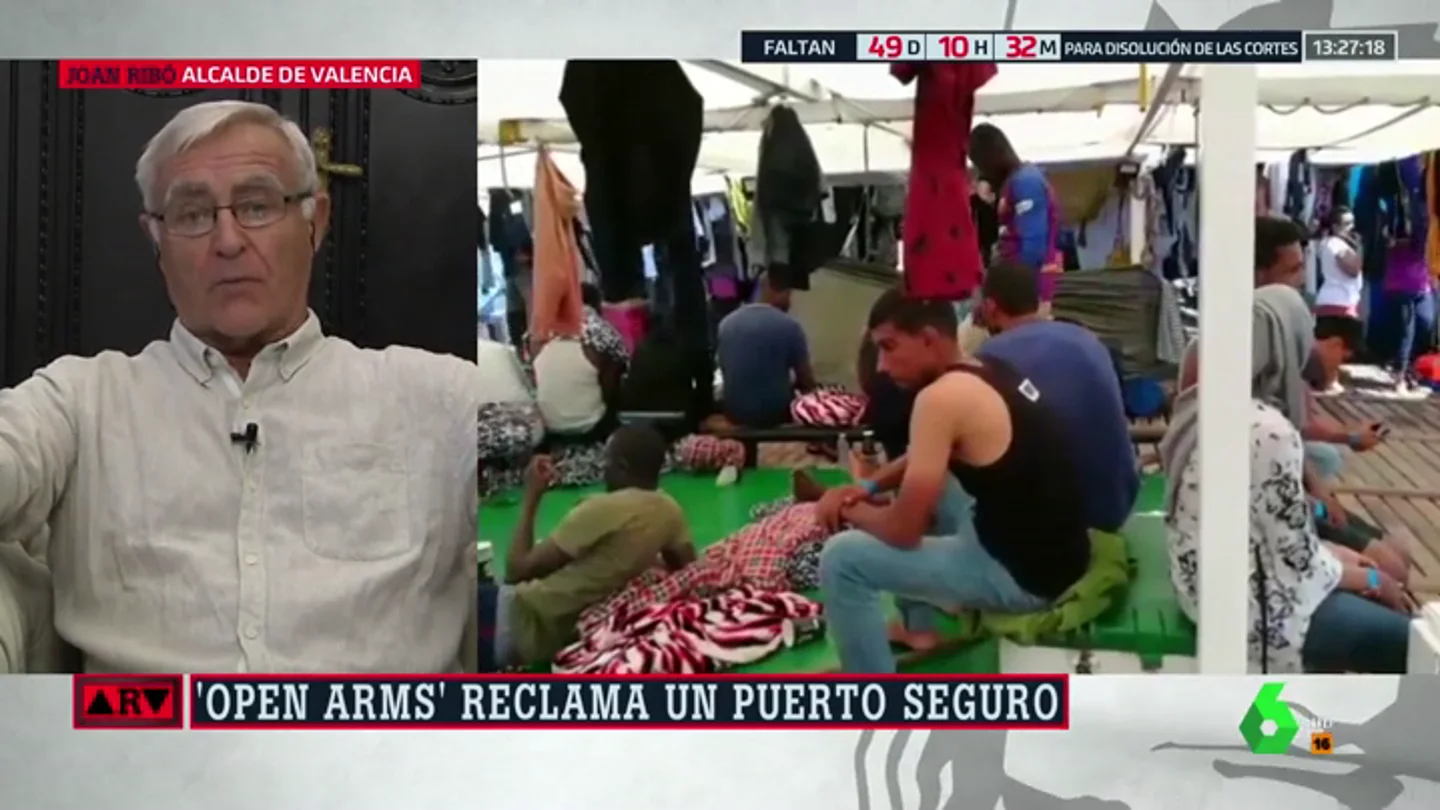 Joan Ribó: "En Valencia no queremos que nuestro mar se convierta en un foso de personas" Joan Ribó: "En Valencia no queremos que nuestro mar se convierta en un foso de personas"