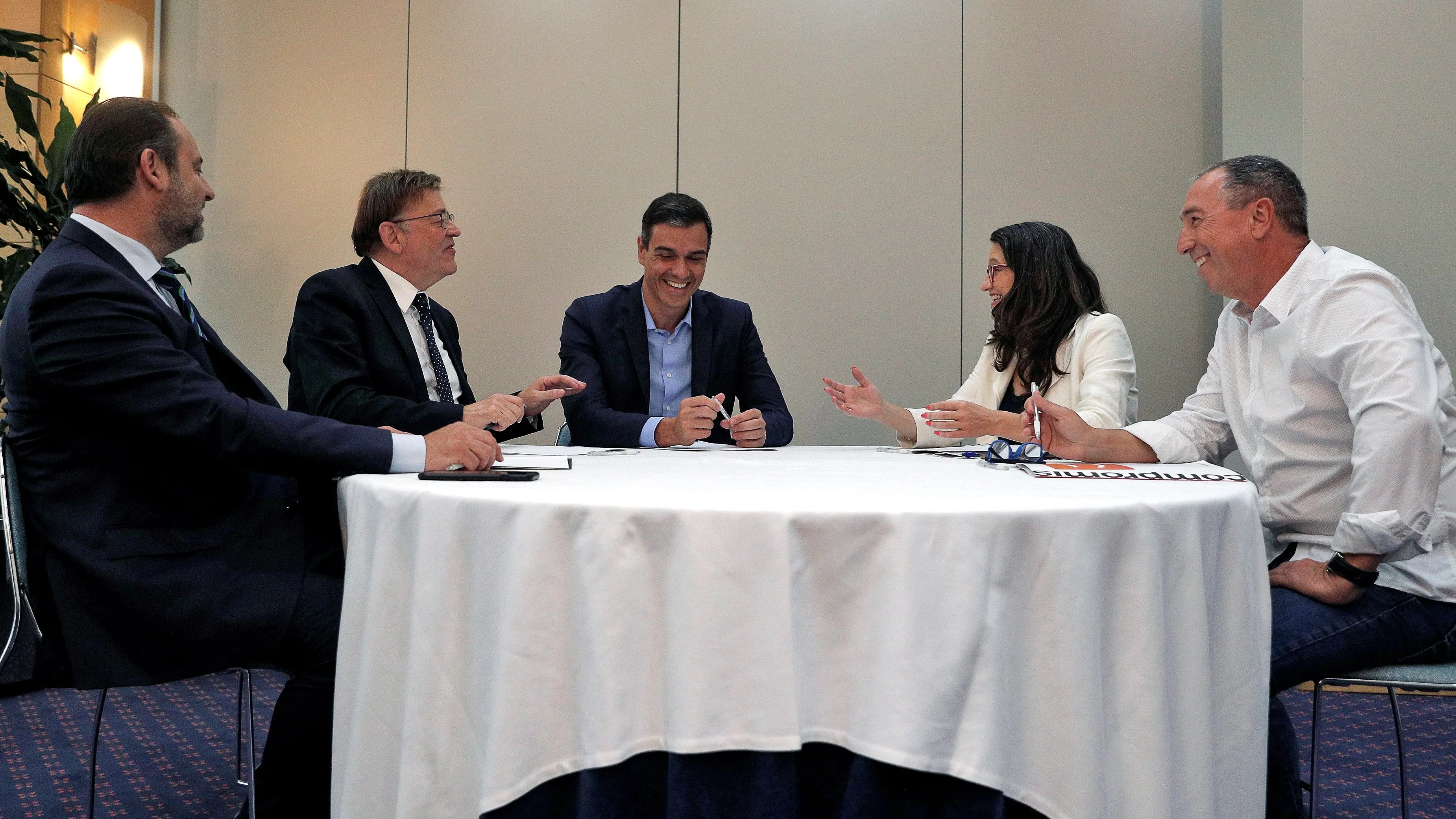 Reunión entre Pedro Sánchez, José Luis Ábalos y Ximo Puig con Mónica Oltra y Joan Baldoví