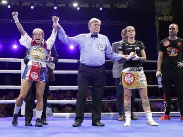 Yokasta Valle gana su combate contra Joana Pastrana Yokasta Valle gana su combate contra Joana Pastrana