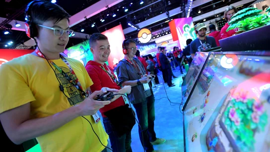 Jugadores durante el E3 de Los Ángeles Jugadores durante el E3 de Los Ángeles