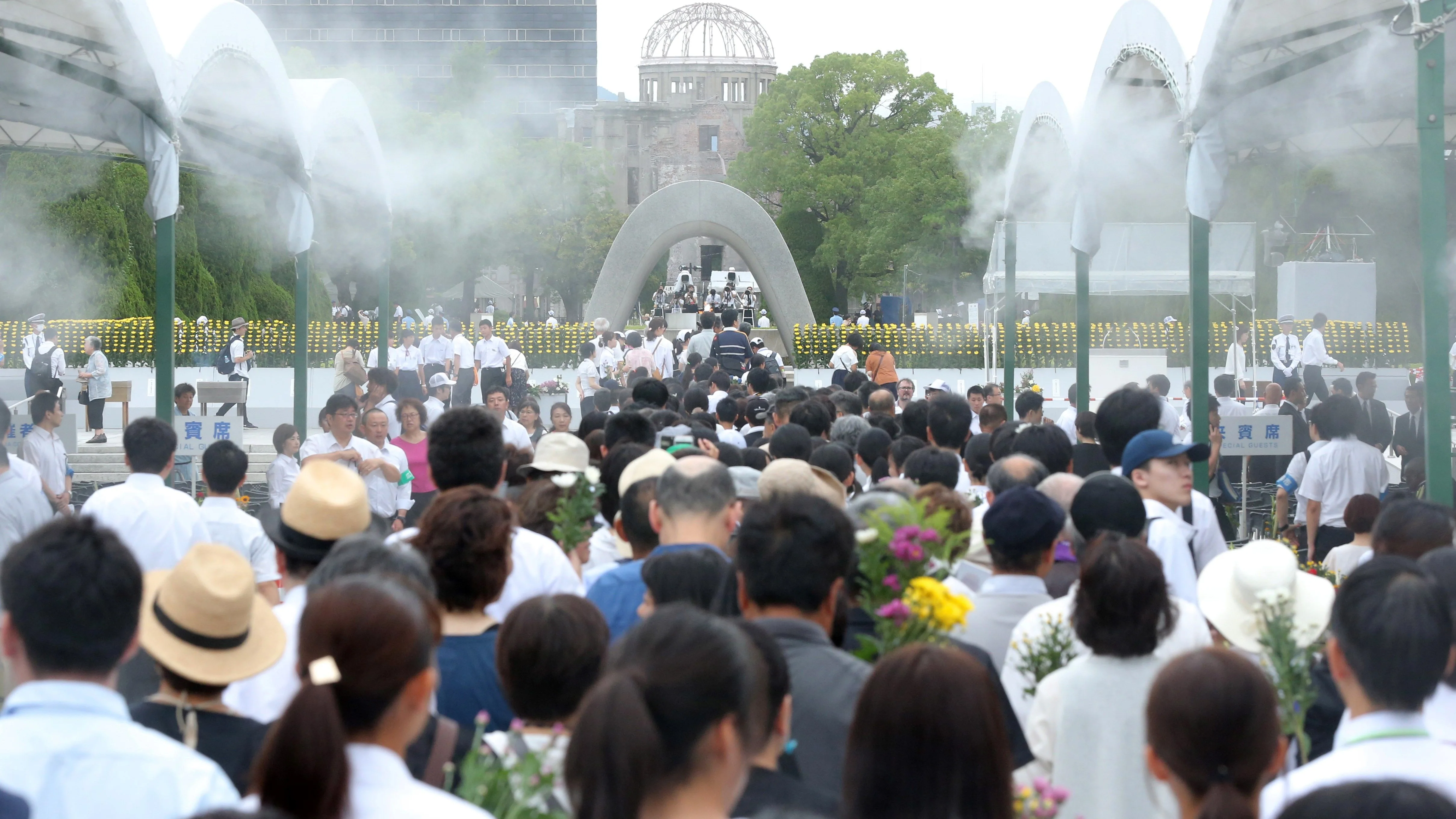 Hiroshima insta a los jóvenes a no olvidar en el 74 aniversario del bombardeo