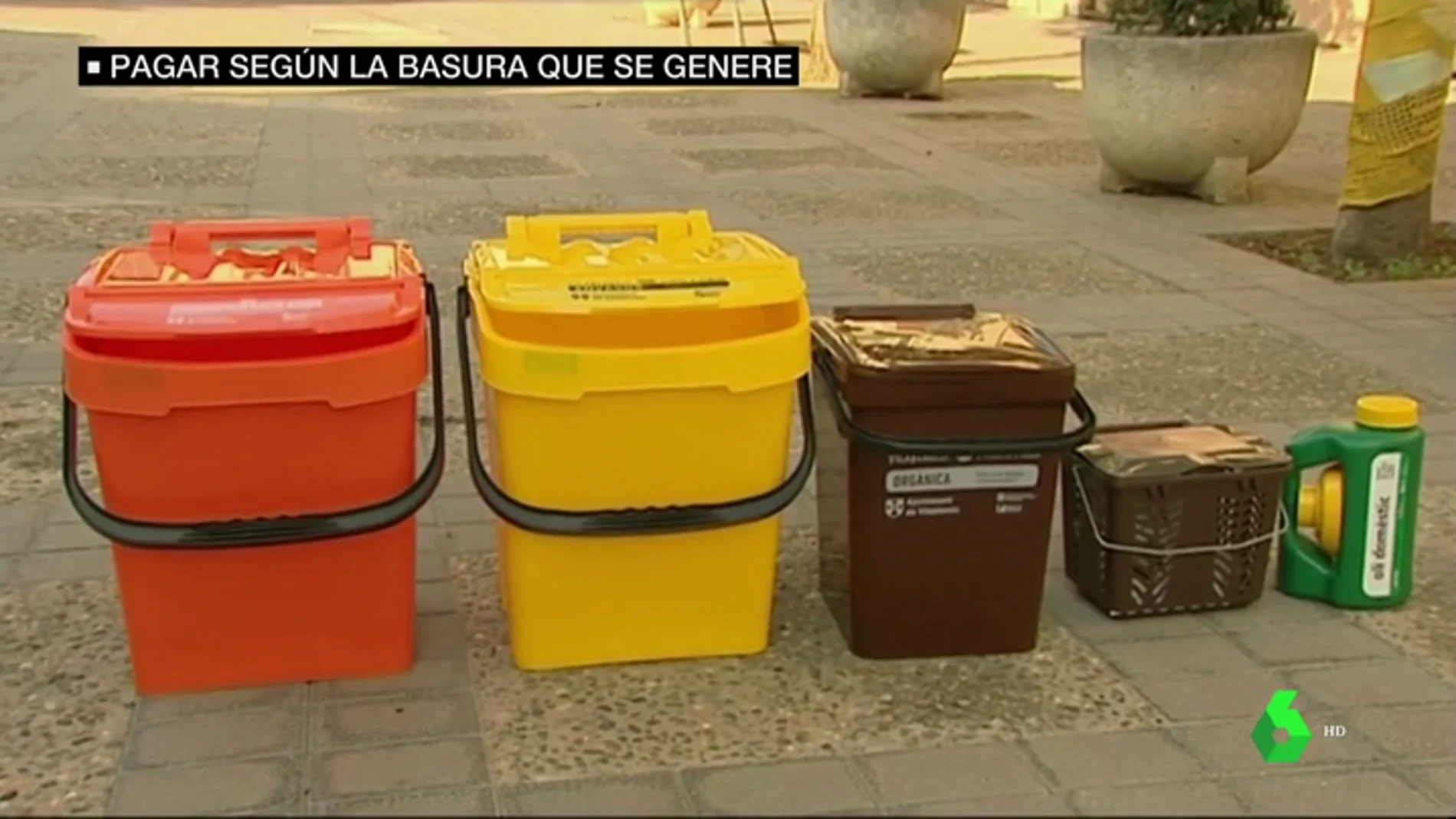 Menos reciclas, más pagas: la iniciativa de varios ayuntamientos para que los ciudadanos se comprometan con el reciclaje