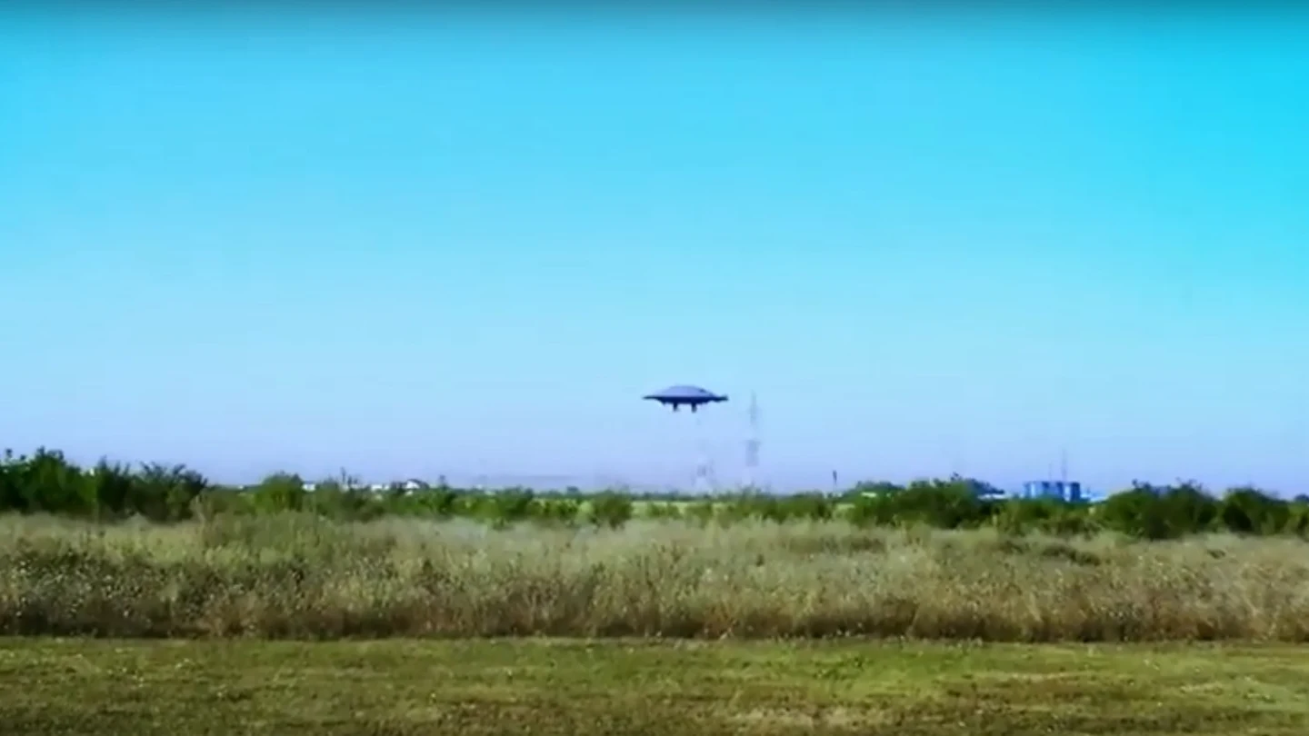 Crean un platillo volante con autonomía para volar y desplazarse Crean un platillo volante con autonomía para volar y desplazarse