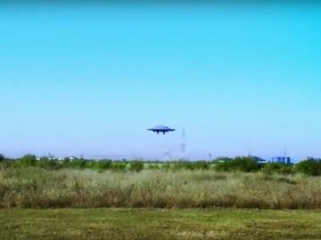 Crean un platillo volante con autonomía para volar y desplazarse Crean un platillo volante con autonomía para volar y desplazarse