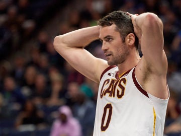Kevin Love, durante un partido con los Cavaliers Kevin Love, durante un partido con los Cavaliers