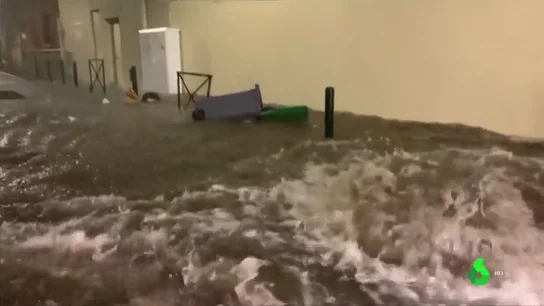 Inundación en las calles de Toulouse, Francia Inundación en las calles de Toulouse, Francia