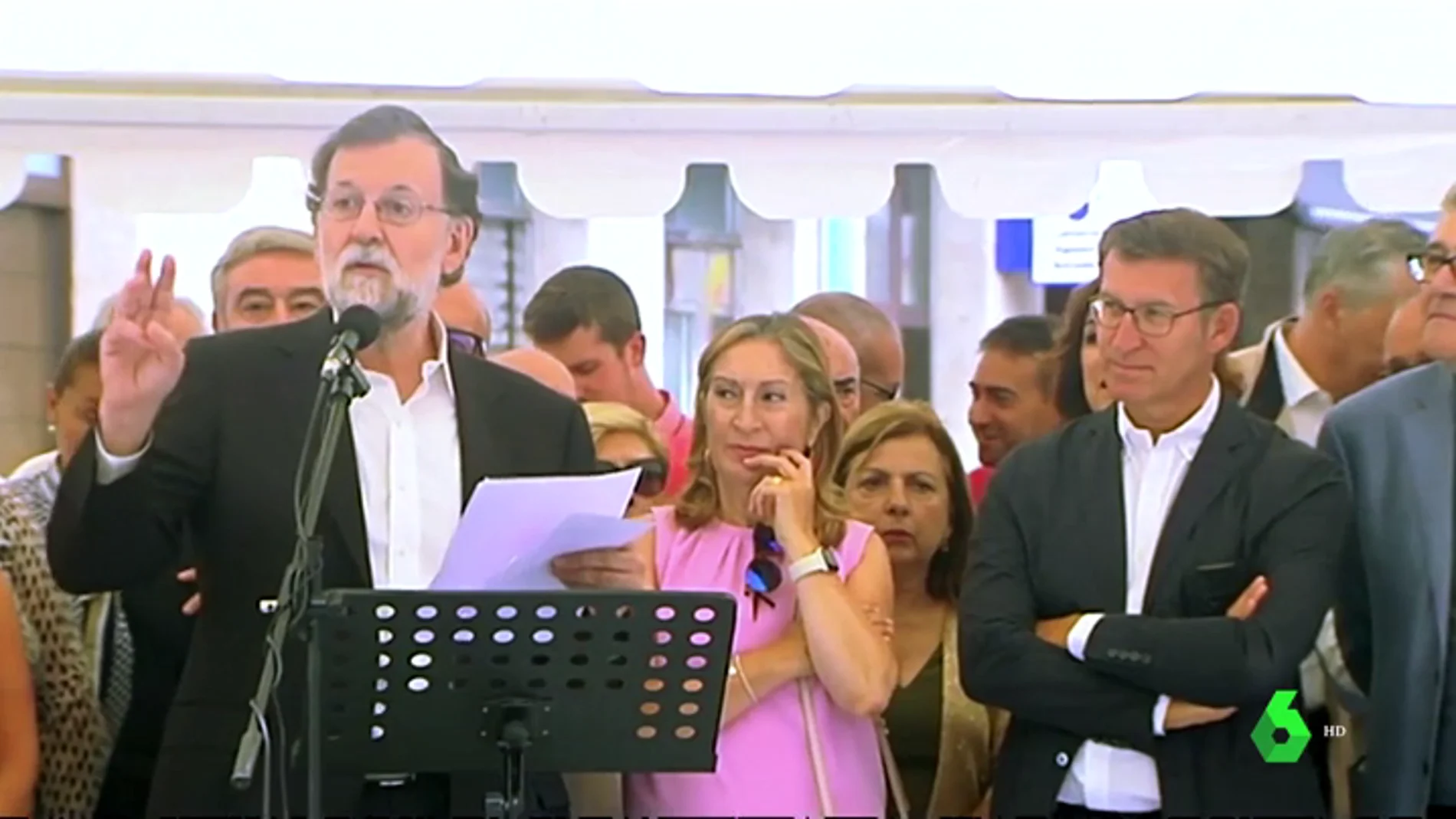Rajoy brilla como pregonero de las fiestas del vino de Leiro con un discurso muy al 'estilo Rajoy'