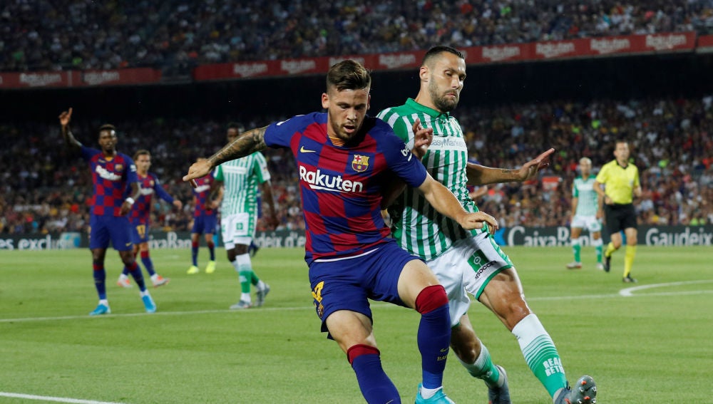 Momento del partido entre Barcelona y Betis