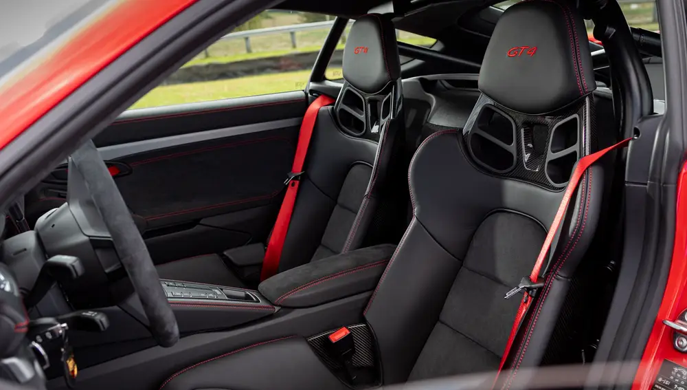 Porsche 718 Cayman GT4 Porsche 718 Cayman GT4