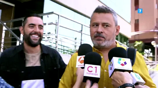 Primero 'Se lo que hicisteis' y ahora 'Zapeando': Dani Mateo se convierte en el nuevo presentador ZAPEANDO