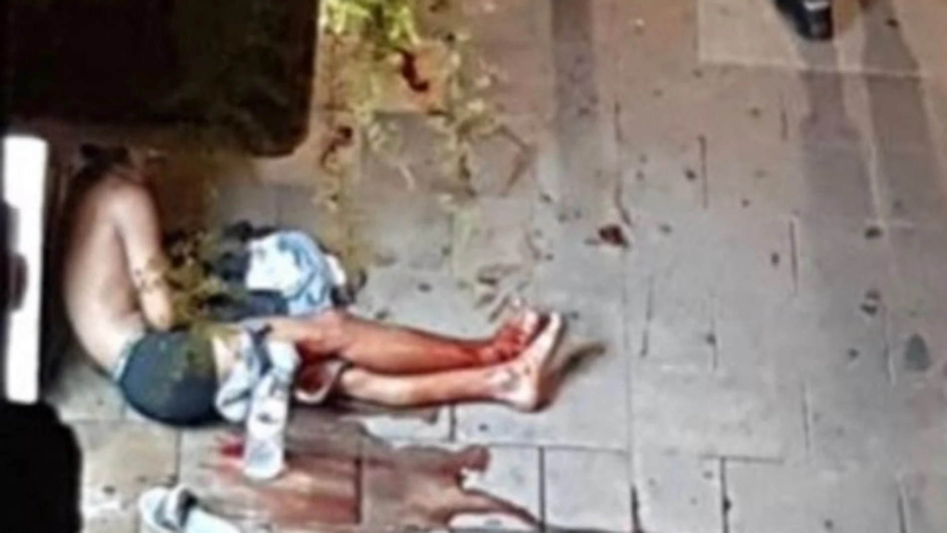 Imagen de un hombre apuñalado en Barcelona