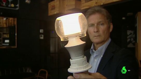 La bombilla creada por un ingeniero espa&ntilde;ol que planta cara a la obsolescencia programada 