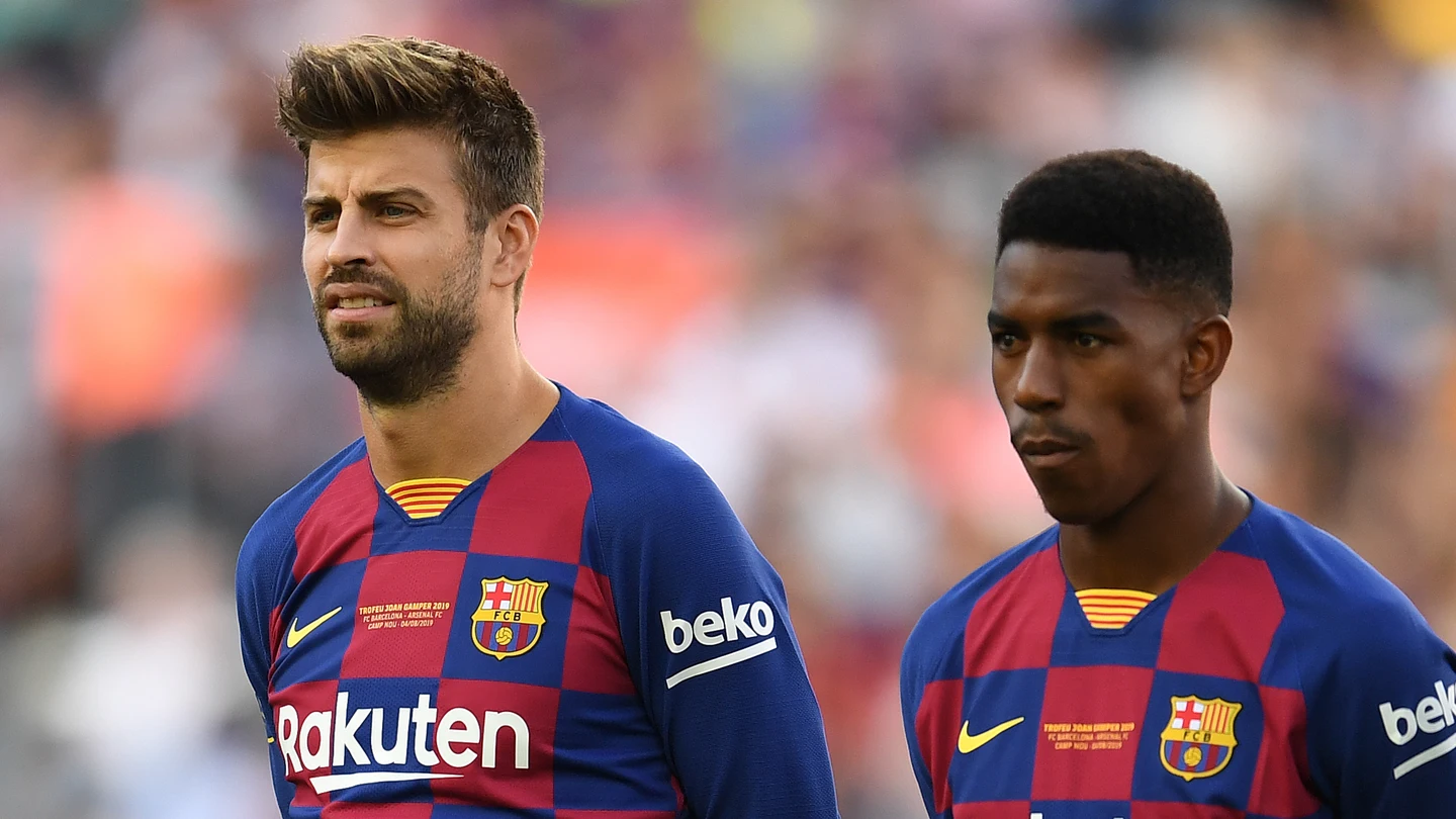 Junior Firpo, con el FC Barcelona Junior Firpo, con el FC Barcelona