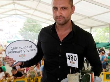 El propietario del restaurante que ha adquirido el queso en la subasta El propietario del restaurante que ha adquirido el queso en la subasta