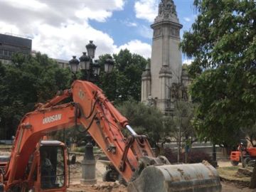 Obras en la madrileña plaza de España de Madrid Obras en la madrileña plaza de España de Madrid