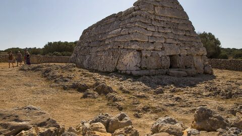 Naveta des Tudons