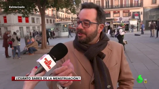 "Una caja de tampones cuesta 30 euros" o "la copa menstrual es un DIU": así hablaron los hombres de la regla en El Intermedio REPORTAJE EN LA CALLE