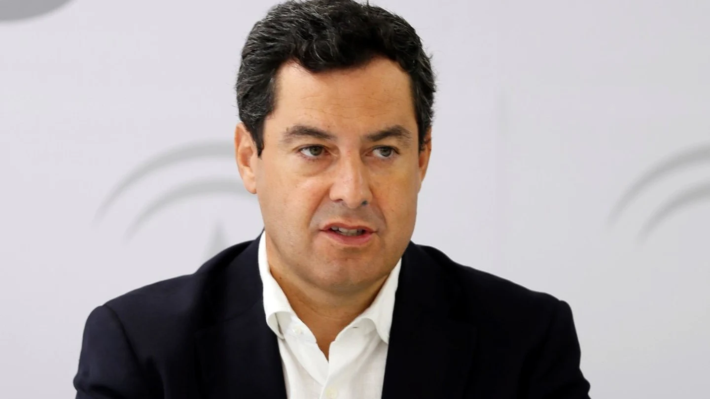 Juanma Moreno, ante los medios Juanma Moreno, ante los medios