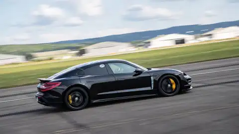 Porsche Taycan Porsche Taycan