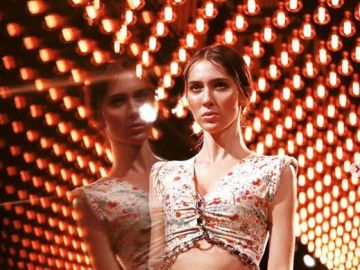Teddy Quinlivan para Paco Rabanne en 2019. Teddy Quinlivan para Paco Rabanne en 2019.